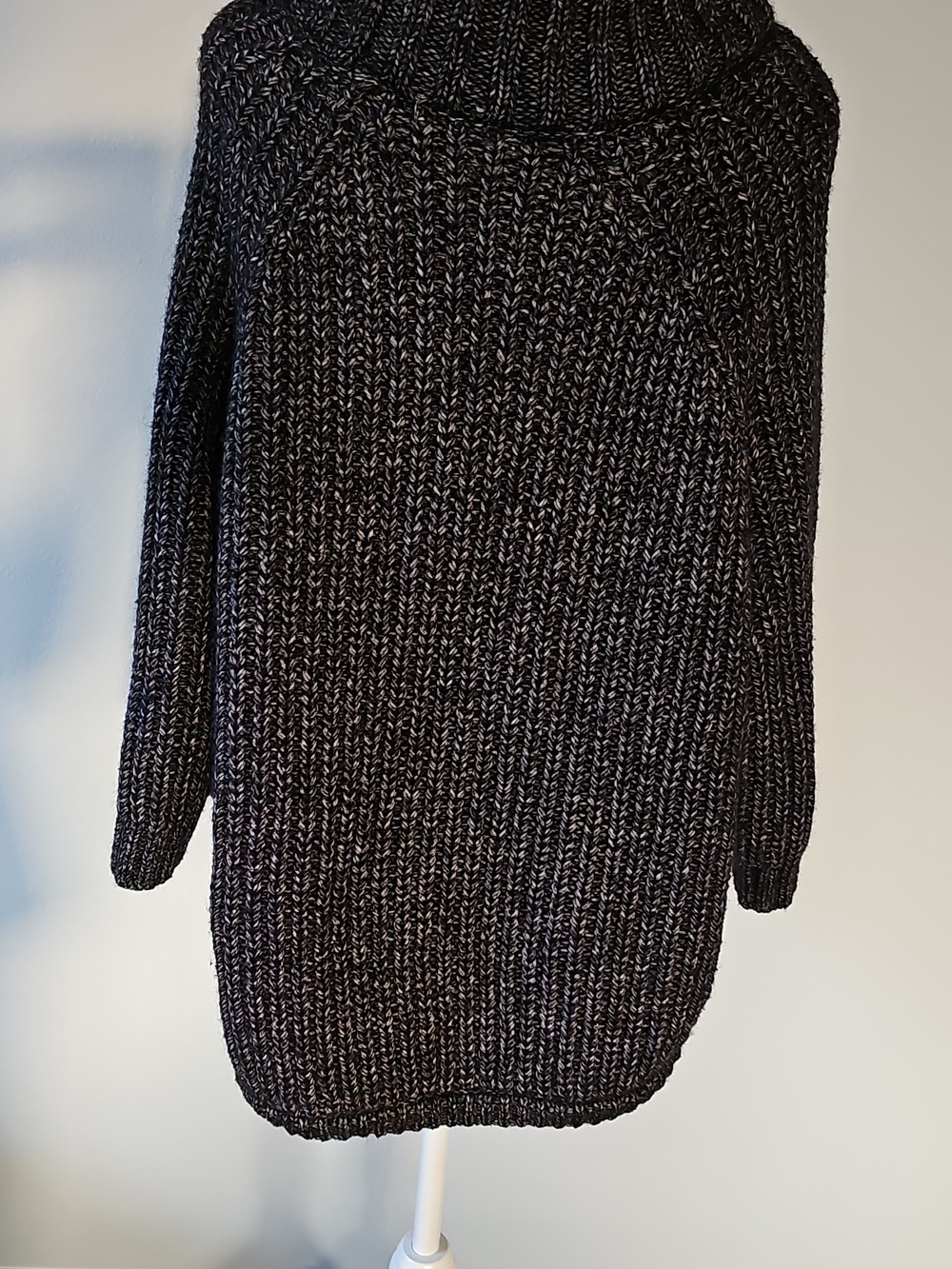 Victoria's Secret Charcoal Marled Turtleneck Sweater. - Picture 9 of 9